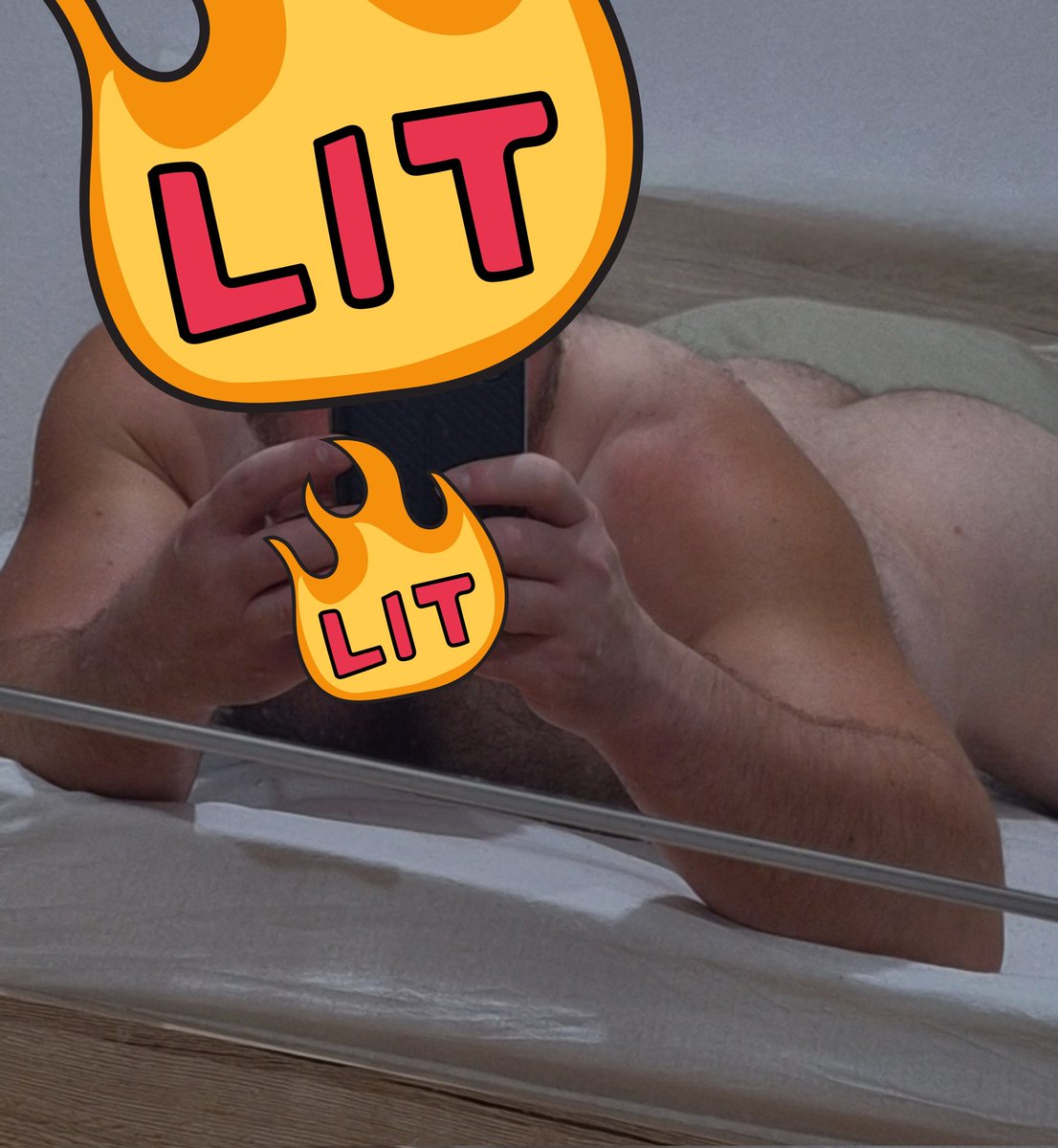 Woren43040161's tweet photo. Prispavaš pola dana...probudiš se napaljen i tražiš da ti jedan 🍆 priđe s leđa,a drugi  🍆 isprid usta....😈😈 https://t.co/zlgw6aBD39
