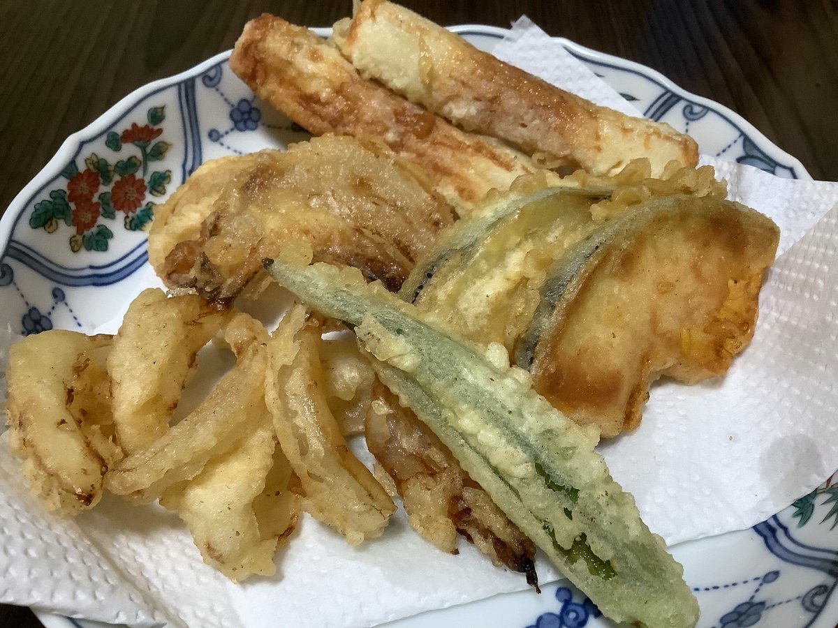 MindGame68's tweet photo. 晩酌^_^ https://t.co/2iAZYCERcJ