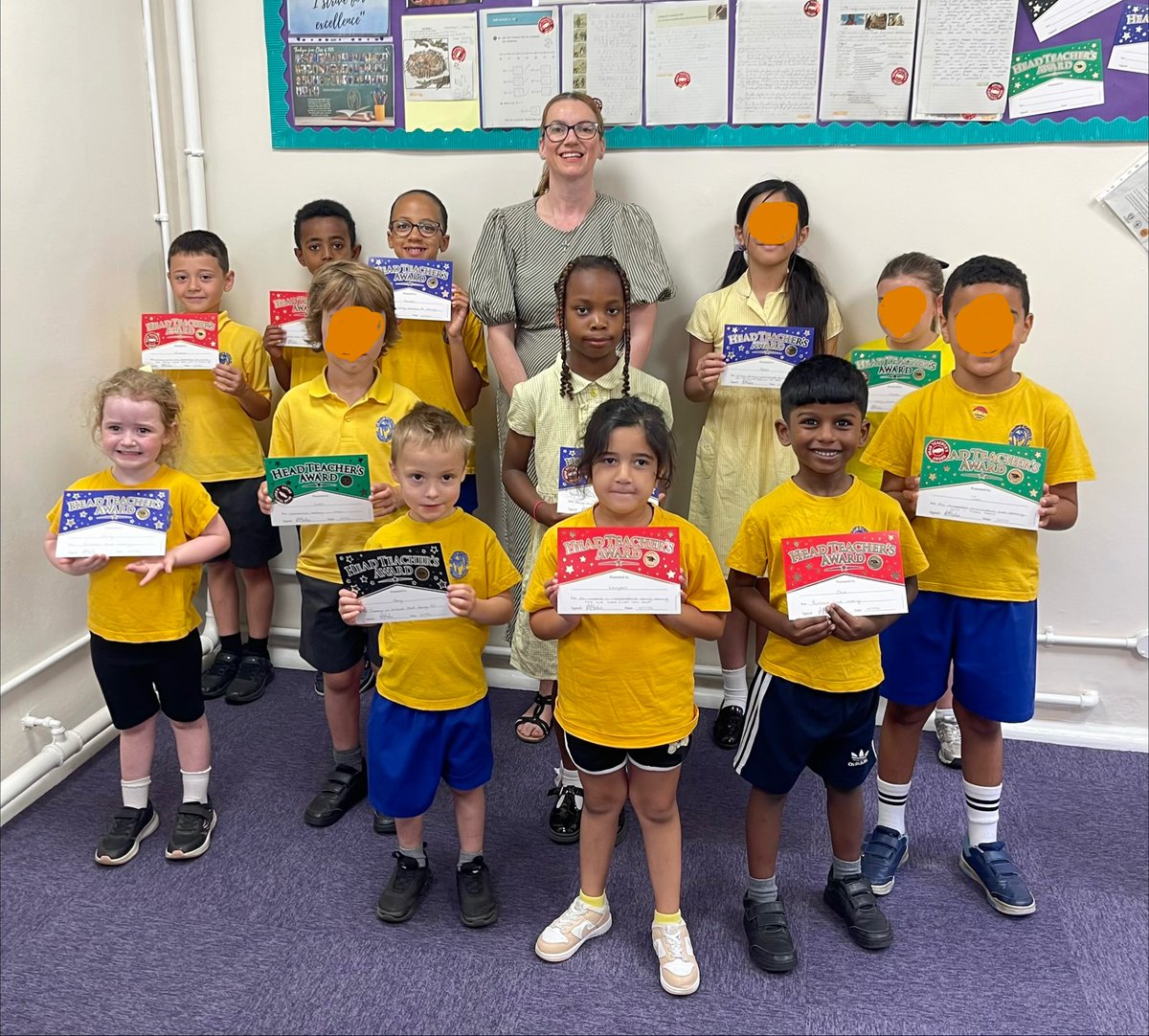 StMaryB17's tweet photo. Congratulations to our #StarOfTheWeek children for receiving our #StarOfTheWeek award ⭐️ https://t.co/ES0wlG3rOf