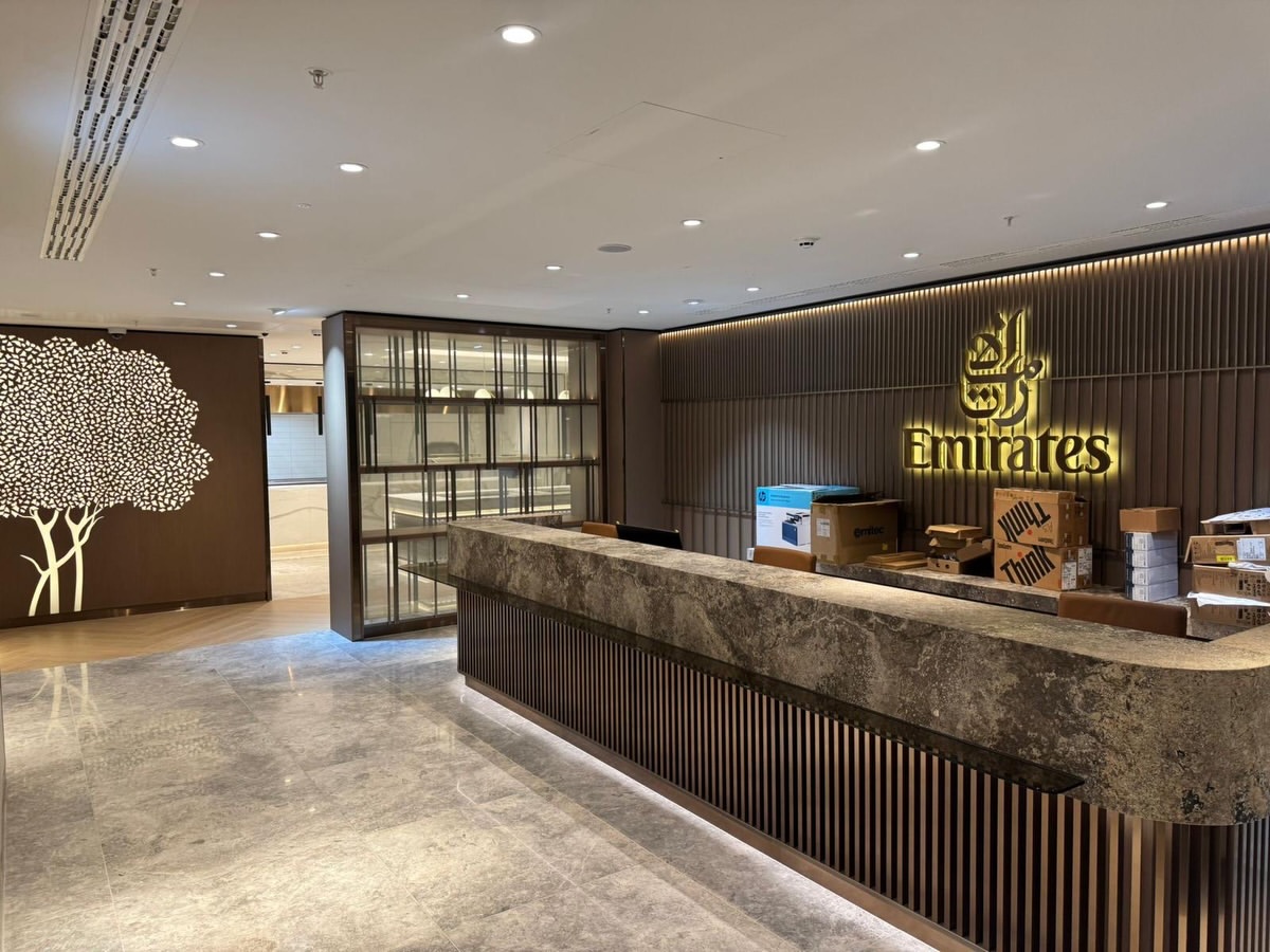broadwaybrass's tweet photo. Emirates business lounge completed, electroplated at our factory and installed, this is one of many new lounges being built.
Learn More: https://t.co/QHxekgdcOC

#Copper #Copperplating #Antiquecopper #CopperPlated #CopperFinish #Satin #SatinNickelPlating #broadwaybrass https://t.co/IxkeXVlFvf