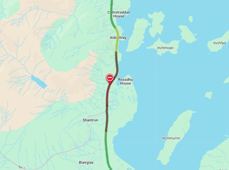 trafficscotland's tweet photo. NEW❗️⌚️13:46
🛣️#A82 Loch Lomond
The #A82 at Loch Lomond golf club is CLOSED in both directions due to a multi vehicle collision⛔️
🚔Police are in attendance
Please #AvoidTheArea at this time❗️
Check your journey at https://t.co/YhNVx5VKCN🗺️
@NWTrunkRoads https://t.co/aqSyExfF00