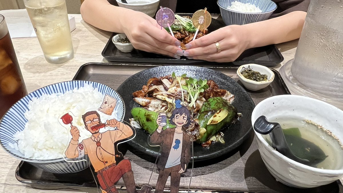 nikonikou's tweet photo. ちっちゃーい飴エピとランチ…♡
〜大吟醸さんを添えて〜 https://t.co/jCWdE9mYDQ