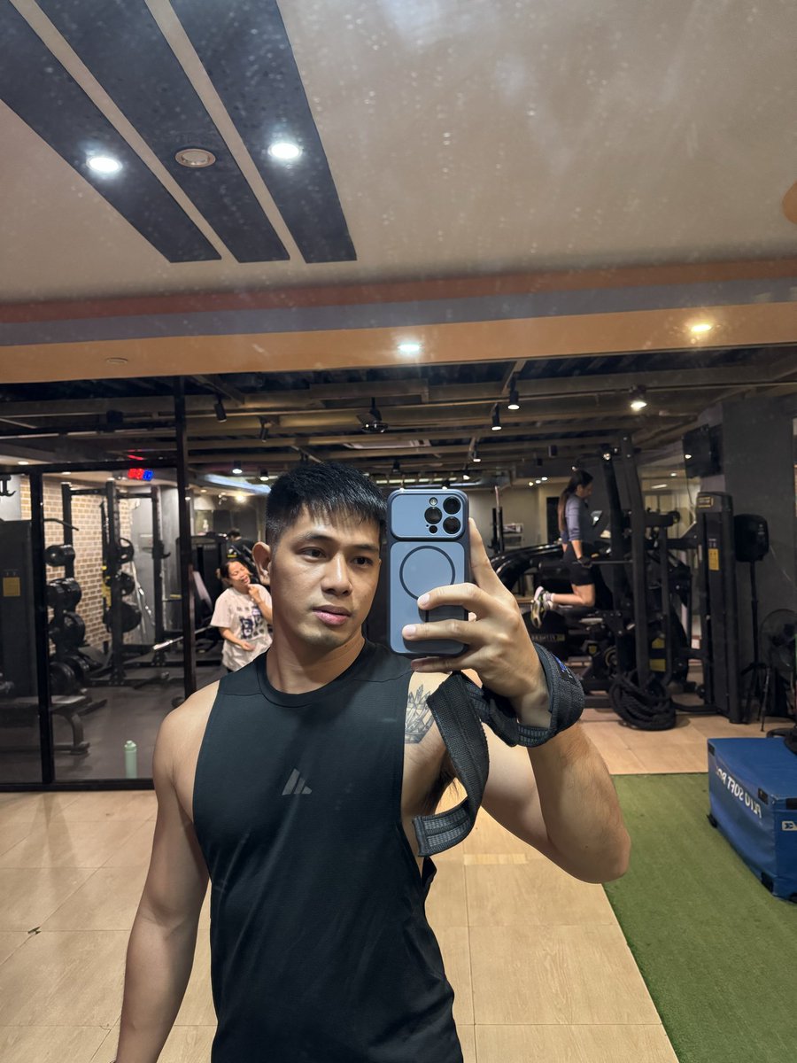 jickson0326's tweet photo. Back in the gym. Day 1 after my appendectomy. No rush, just progress. 🙌
#Day1 #GymComeback #BackToTheGym #FitnessJourney #RecoveryJourney #AppendectomyRecovery #StrongerEveryDay #ProgressNotPerfection #ConsistencyIsKey #FitnessMotivation #GymLife #RoadToRecovery #NeverGiveUp https://t.co/logsIAUzUR