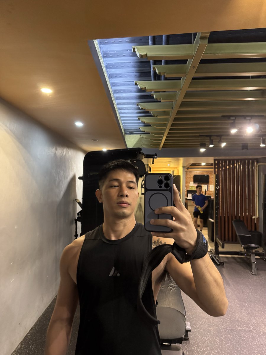 jickson0326's tweet photo. Back in the gym. Day 1 after my appendectomy. No rush, just progress. 🙌
#Day1 #GymComeback #BackToTheGym #FitnessJourney #RecoveryJourney #AppendectomyRecovery #StrongerEveryDay #ProgressNotPerfection #ConsistencyIsKey #FitnessMotivation #GymLife #RoadToRecovery #NeverGiveUp https://t.co/logsIAUzUR