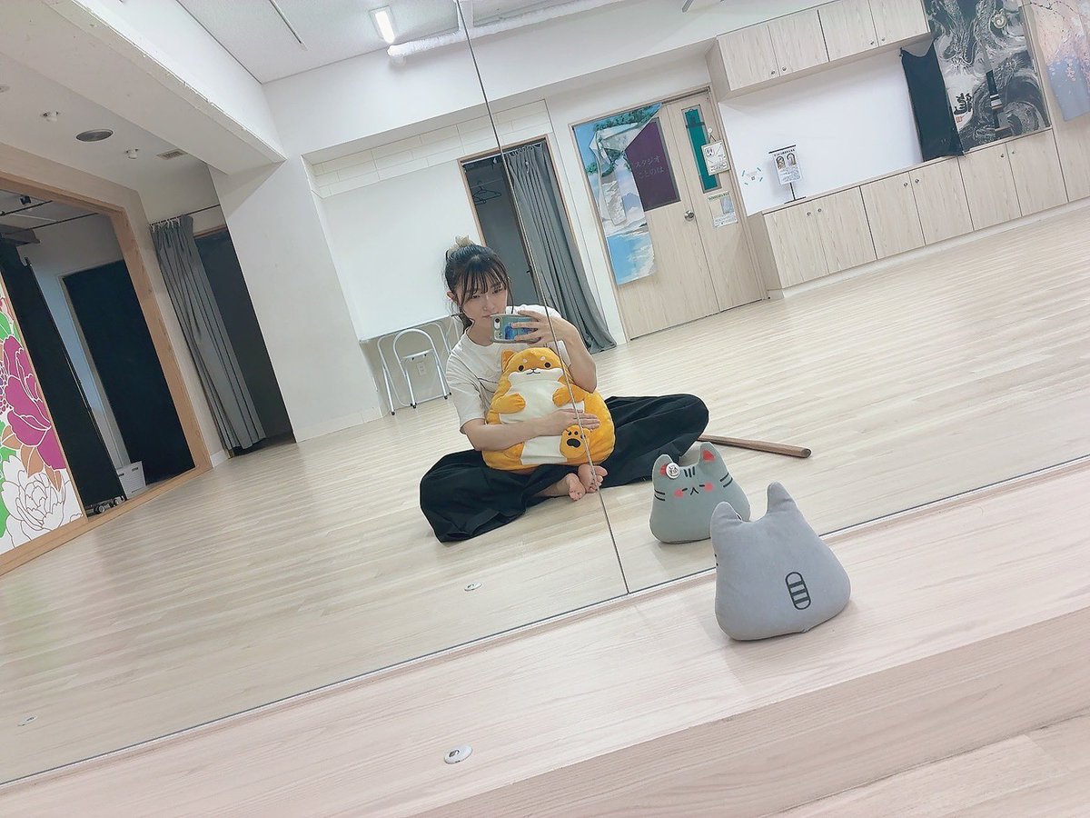 krmtkbys's tweet photo. 日々稽古中でございます⚔️
みんなについてくのに必死だけど
きっとこれを乗り越えたら
2個も3個もパワーアップできる気がする☺︎
8/7(金)浅草九劇でお待ちしております🌼
昼の部(公開ゲネプロ)14:00開演
　　　　　　夜の部　19:30開演
🎫https://t.co/GTz9VvMa5g
#わく和九・肆 https://t.co/nxfefRhqcr