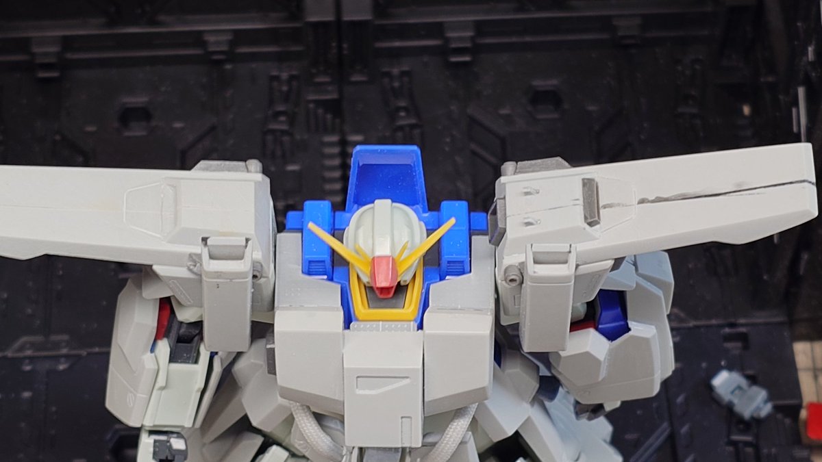 niiyan16's tweet photo. 肩アーマーが味気ないのでディテール追加。 https://t.co/yoqDoOqRut