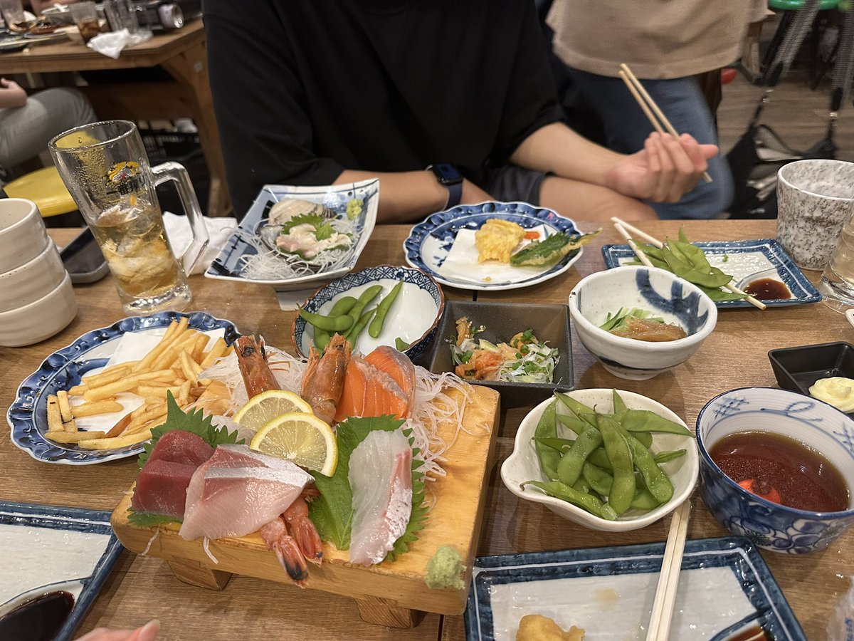 miuhal_pree's tweet photo. ふたばさんとゆっぽさんとオフ会なう(磯丸) https://t.co/v4wAiyn5aK