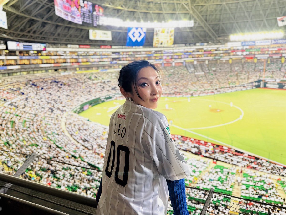 leoieiri_staff's tweet photo. 「#鷹祭SUMMERBOOST 2026」
atみずほPayPayドーム
ありがとうございました！！🦅✨

9/26(土)には福岡市民ホールに戻ってきます🎤

チケット一般発売受付中💁
〇チケットぴあ
https://t.co/DU3Hgy4g8f

〇イープラス
https://t.co/YUPS886jof

〇ローチケ
https://t.co/IN4hPdX4UD
※指定席のみ
 
@HAWKS_official
#sbhawks #ソフトバンクホークス
#Log31ツアー
#家入レオ #LEOIEIRI