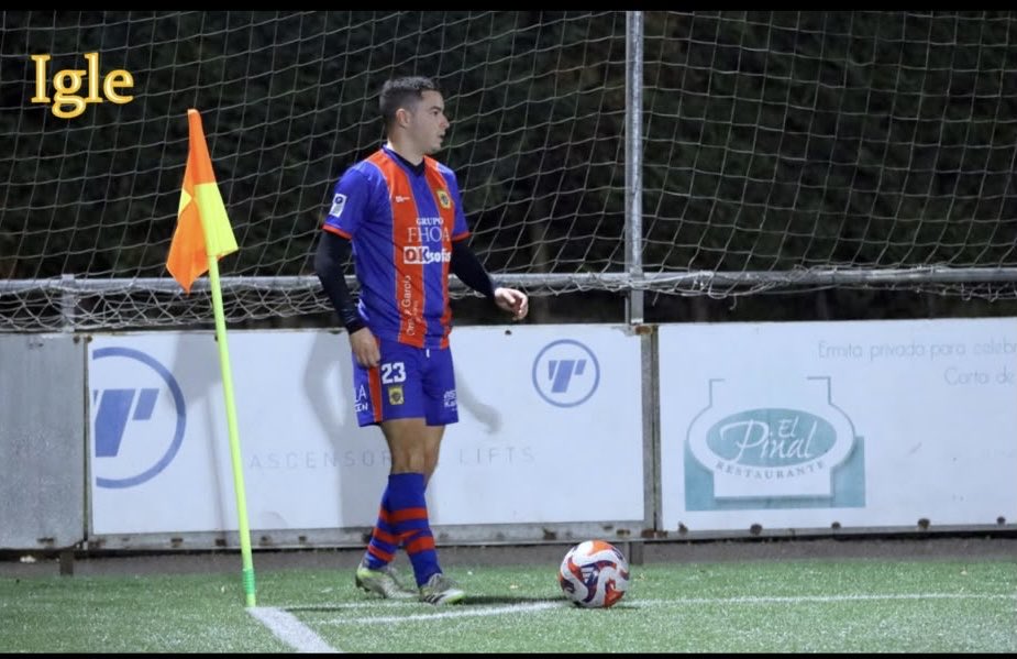 CarlosTuilla's tweet photo. 🚨MERCADO 1ªRFFPA🚨

Hugo García, refuerzo para el Navarro. 

El atacante de 27 años sale del Valdesoto para sumarse al proyecto de los de Tabiella para recuperar la categoría. 

Experiencia en n Tercera y Preferente, este curso 34P/3G en Villarea https://t.co/doQ5NW44Zp