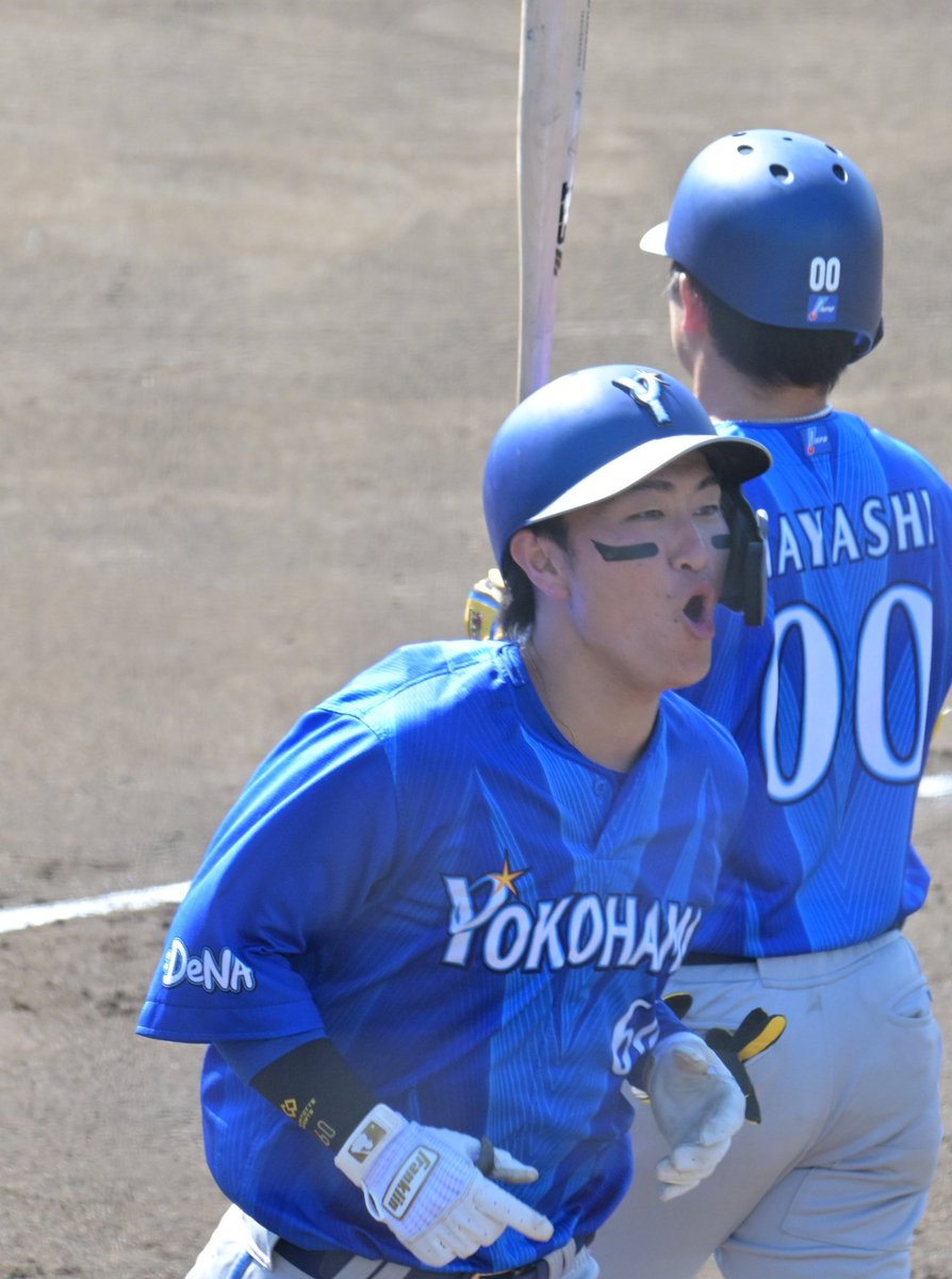 93bb62's tweet photo. 第2号おめでとうございます！

直前にスリーランを放った井上絢登選手になにか聞いてから打席に入って１球目をホームランに　震えました…

#古市尊
2026/7/10 カーミニーク https://t.co/ZmvBIMSBC8