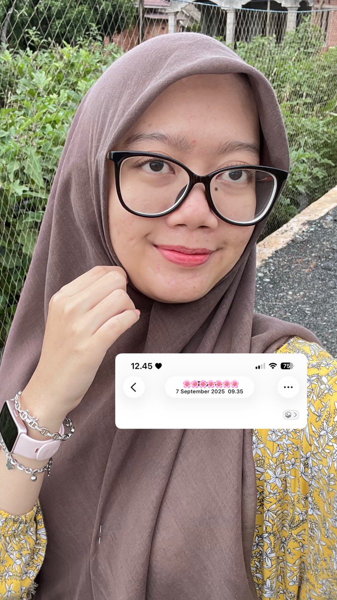 Rayasorayaa's tweet photo. mau sharing my skin journey: Acne, PIH &amp; PIE, from this to this. modalnya cuma konsisten, sabar dan pakai salep/skincare apotek hasil konsul online di Halodoc. MURAH MERIAH TANPA BIKIN KANTONG KERING

disclaimer dulu ya, ini pure pengalaman pribadi dan no endorse sama sekali￼ https://t.co/slyOYm12jk