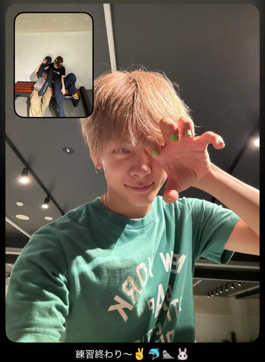 reo_aoen's tweet photo. aoen本日のBeReal📷🐬🦭🐰💖
#aoen #REO #RUKA #KYOSUKE #aoring https://t.co/GszMKHKZu0