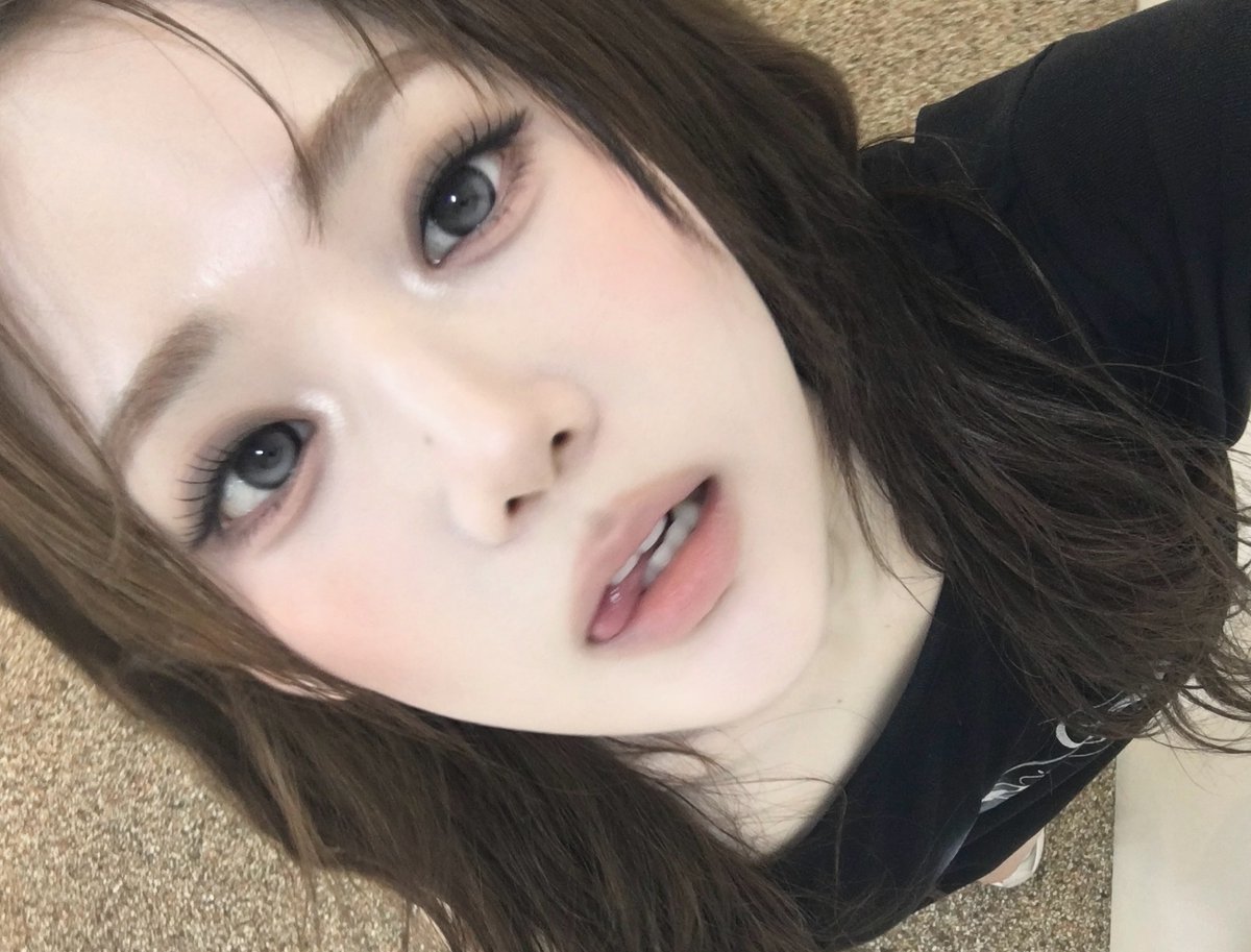 NautChrono's tweet photo. [260710] [21:24 KST]
Seoyeon COSMO Talk

#tripleS #트리플에스 #トリプルS #윤서연 #서연 https://t.co/7d3WD58fhk