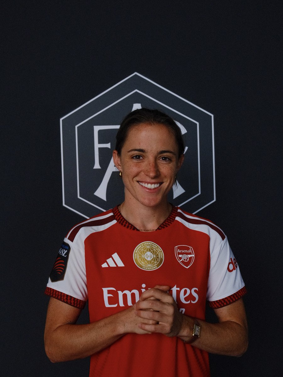 ArsenalWFC's tweet photo. Ona Batlle after another 😄 https://t.co/9n14N7PIYo