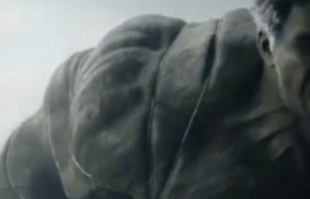 ShirtRip's tweet photo. @DiscussingFilm How it feels when you bring in all the groceries at once. https://t.co/cgi9muztz8