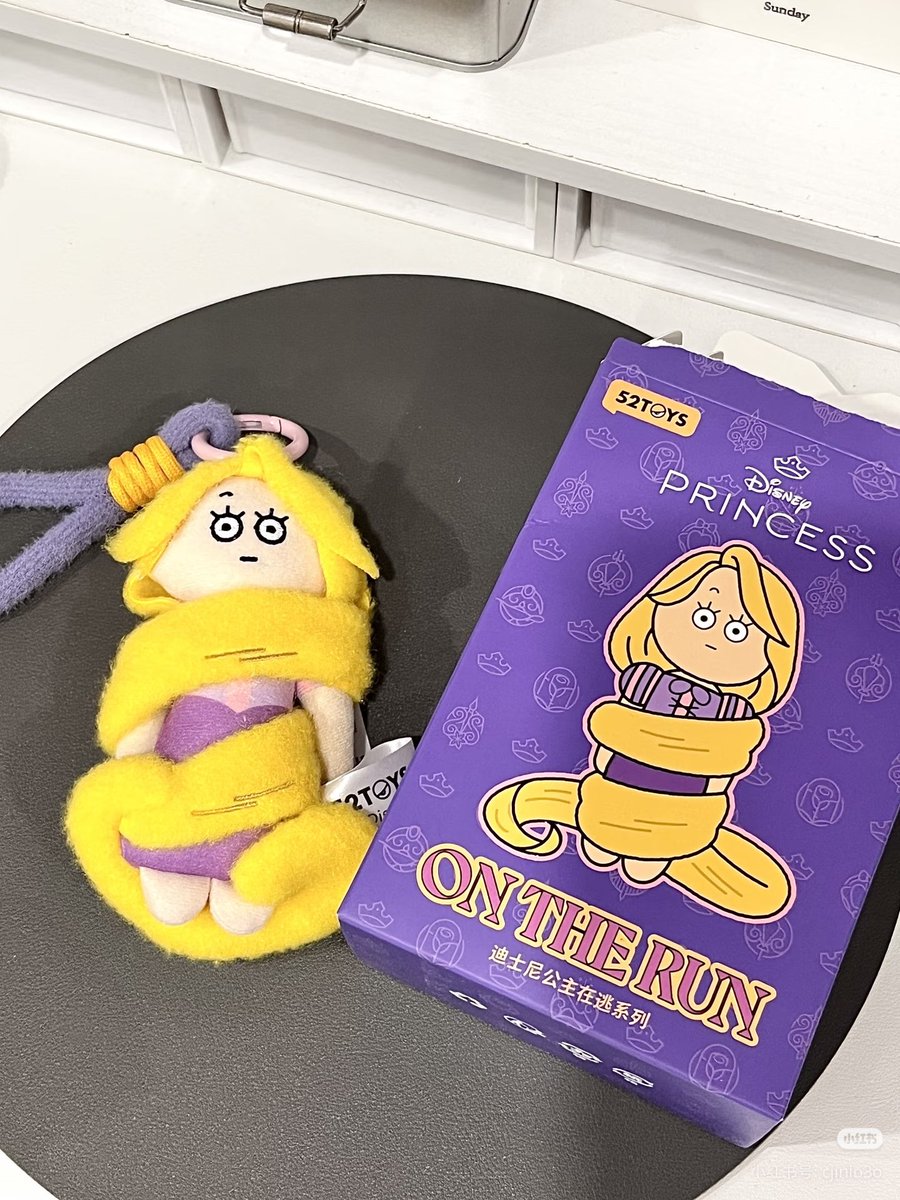 cupidpuncher's tweet photo. LUCU BANGET ADA BAG CHARM INCES DISNEY😭 https://t.co/efJJS9qXis
