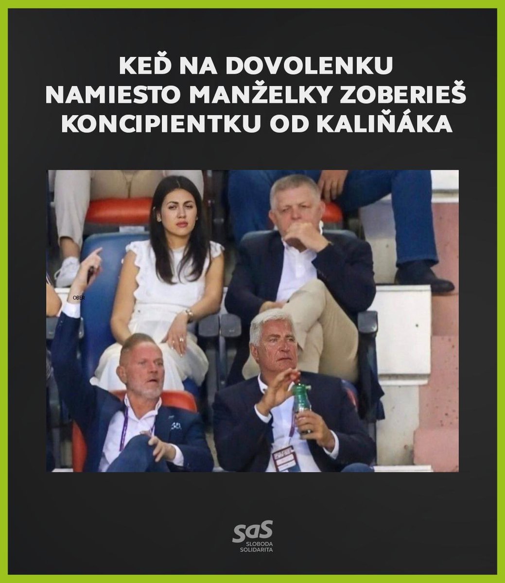 M_Holeckova's tweet photo. V nedeľu Fico na Devíne kázal o kresťanských hodnotách a hral sa na najväčšiu morálnu autoritu. Včera ho odfotili v Chorvátsku na futbale s nie manželkou. Ktovie, možno tie Ficove kresťanské hodnoty znamenajú to, že namiesto manželky chodí na dovolenku s koncipientkou z Kaliňákovej advokátskej kancelárie.