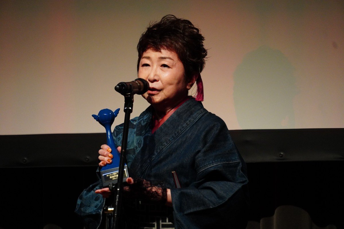pewpiece's tweet photo. This week Eiichiro Oda's comment 

"I went to see Mayumi Tanaka's performance. Even though she was injured, she didn't show it at all she was incredibly professional!! The performance was a lot of fun." https://t.co/cpOKKMzYZT