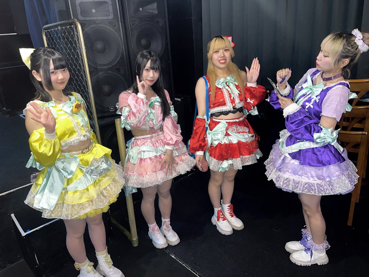 sweetcandy_lp's tweet photo. シャッフルユニット2026結成ドラフト会議
ありがとうございました❕

#すいきゃんちゃんのセトリ
SE
ふたりだけのひみつ
スイートキャンディ
MC
わたしだけのおうじさま
素直になりたい

各シャッフルユニットの応援もよろしくお願いいたします🌟

明日はスタッフさいだ生誕です🎂 https://t.co/60Xy4J9PxR