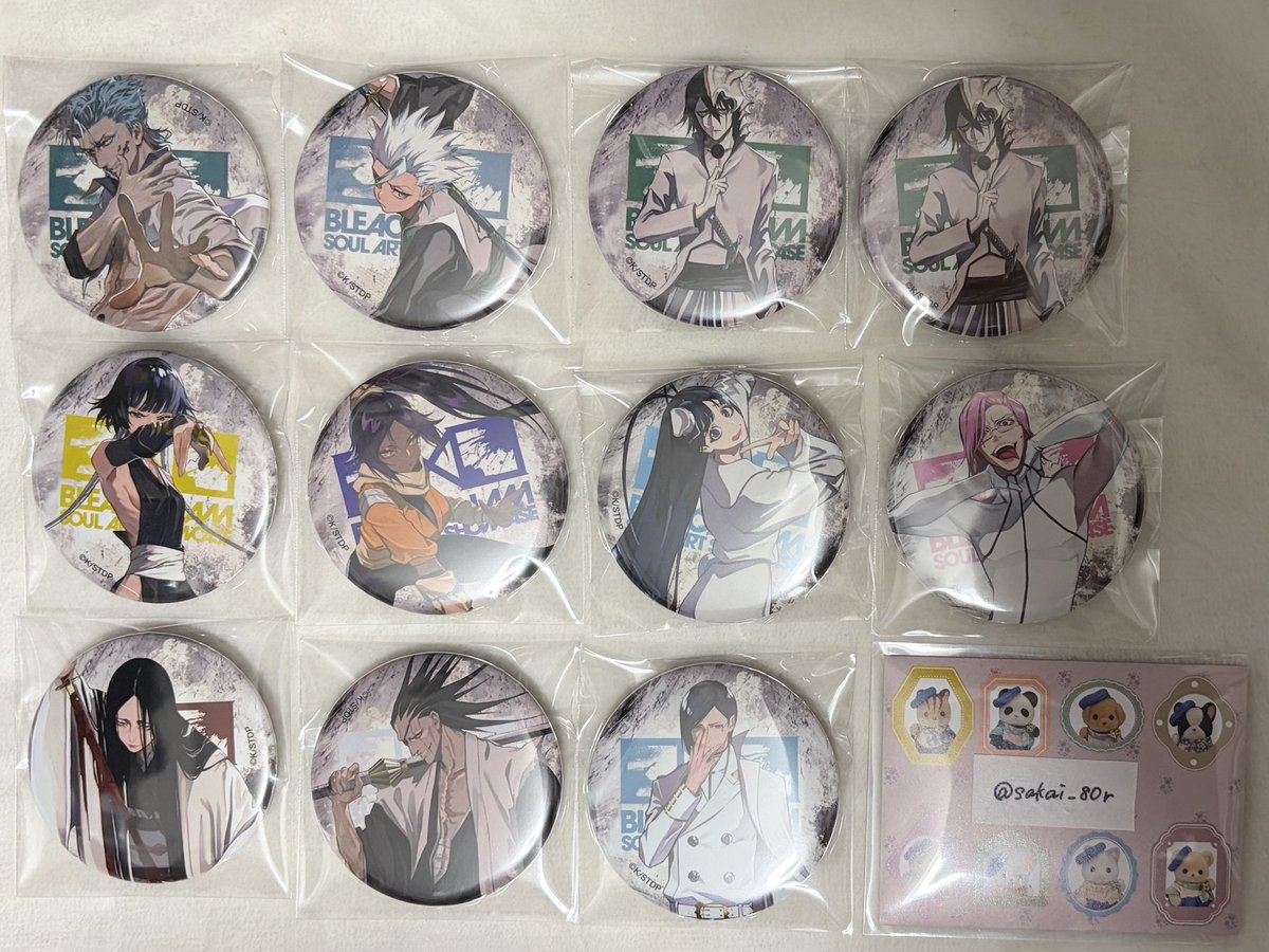 sakai_80r's tweet photo. 【交換・譲渡】 BLEACH × LAM 缶バッジ

譲：画像①
☆グリムジョー ☆日番谷 ウルキオラ 砕蜂 夜一 ジジ ザエルアポロ 卯ノ花 更木 雨竜

求：画像② 平子 一護 ＞ 砕蜂1 卯ノ花1
or 定価(+送料)

最上段は交換優先
　※☆は平子との交換のみ
都内手渡し or 郵送

検索からもお気軽にどうぞ🙇‍♀️ https://t.co/azGZ7IkGCG
