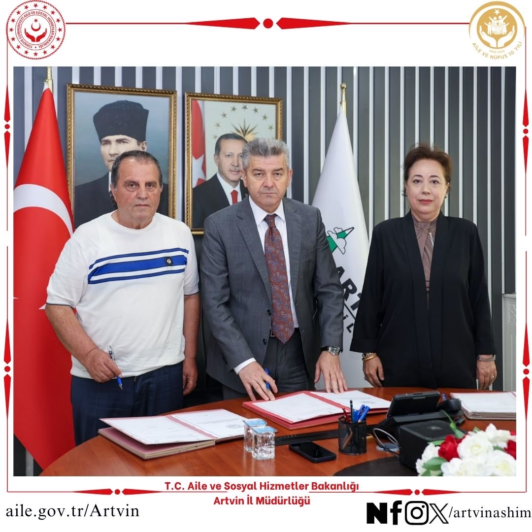 Artvinash's tweet photo. 📌Bağış Protokolü

İl Müdürümüz Sayın Nevim Öz ile hayırsever vatandaşımız Sayın Yaşar Atan Valimiz Sayın Dr. Turan Ergün’ü ziyaret etti.
Ziyarette, Borçka ilçemizde bulunan bir dairenin çocuk hizmetlerinde kullanılmak üzere https://t.co/zTmgb5IgUU