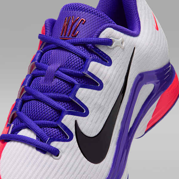 _1STLook's tweet photo. Vapor 12 Premium HC 'NYC'

Nike Official Images
NikeCourt PRM Hard Court https://t.co/knrK0wPnaV
