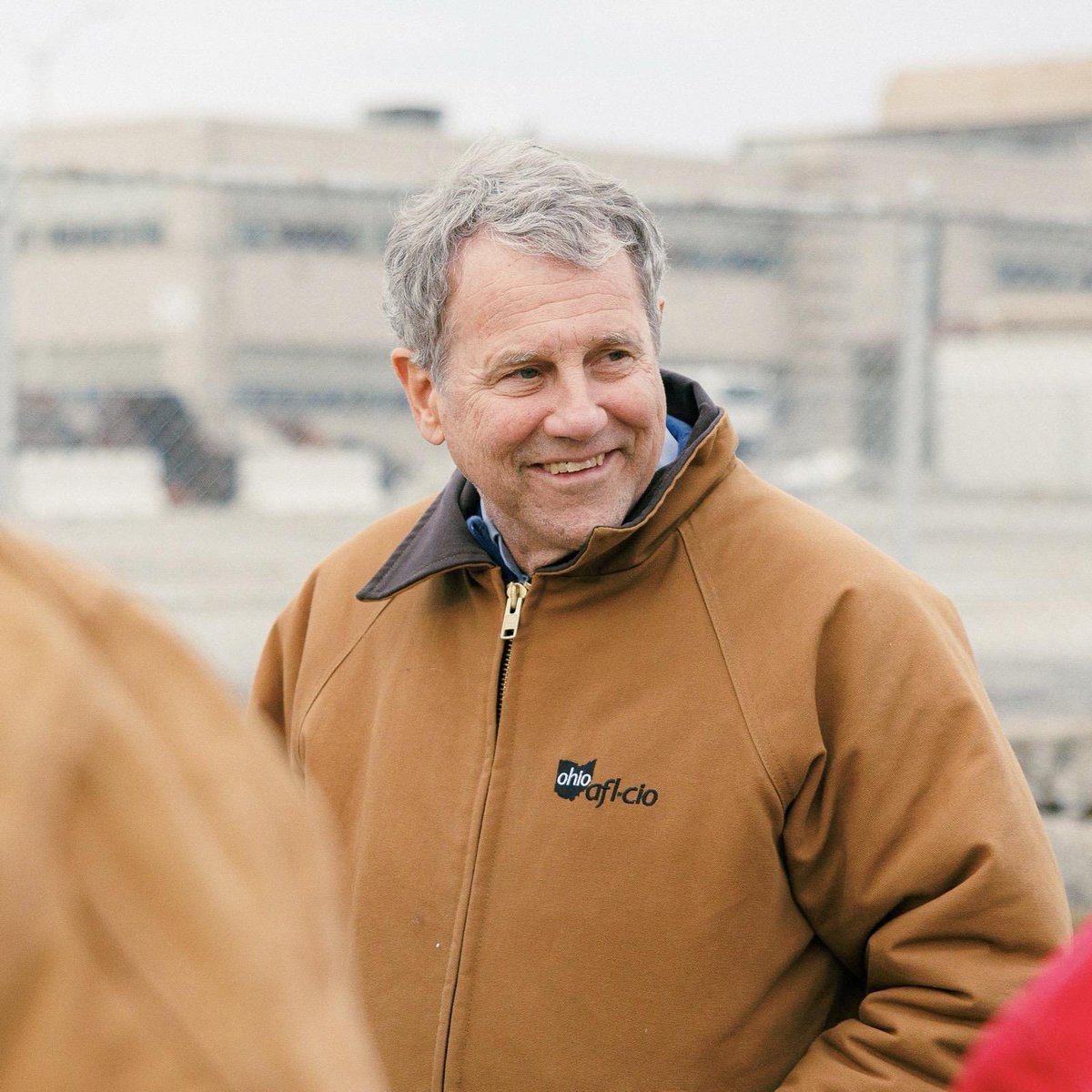 DemocraticWins's tweet photo. BREAKING: In a shocking move, the Ohio Teamsters just endorsed Sherrod Brown for Senate. This comes after they endorsed a Republican for Governor. Let’s go. https://t.co/LsowbdhYHJ