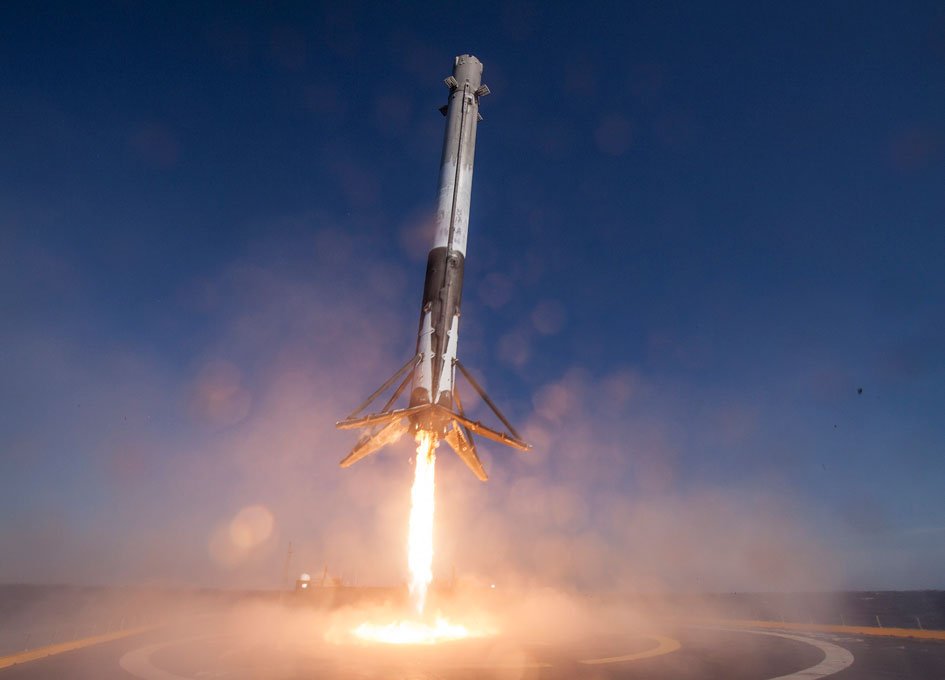 teortaxesTex's tweet photo. It took the United States 9 years and 11 months to get its second company with the capability to actively land the reusable first stage in an orbital mission – from SpaceX Falcon 9 to Blue Origin New Glenn.
Between CALT’s CZ-10B and LandSpace’s ZQ-3, it took China 40 days. https://t.co/EFEQsZ4jzI