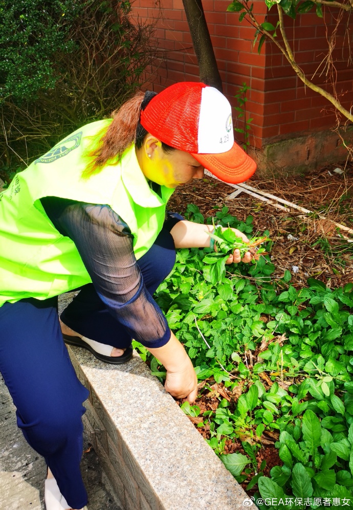 hmc08813's tweet photo. Join our neighborhood clean-up this Sat 9am at Central Park! Bring gloves u0026 friends—make our community shine! https://t.co/DNJsjUPf2k