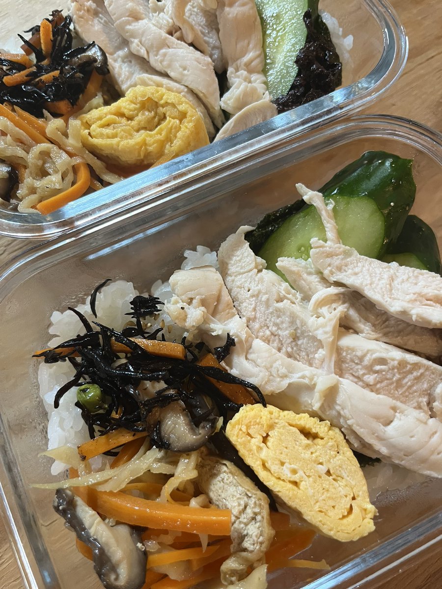 mango_prin's tweet photo. 今週の弁当🍱
・塩麹漬け鳥ささみ弁
・シャケ＆ヒレカツ弁
・塩麹豚弁 https://t.co/FJgK9b58xT