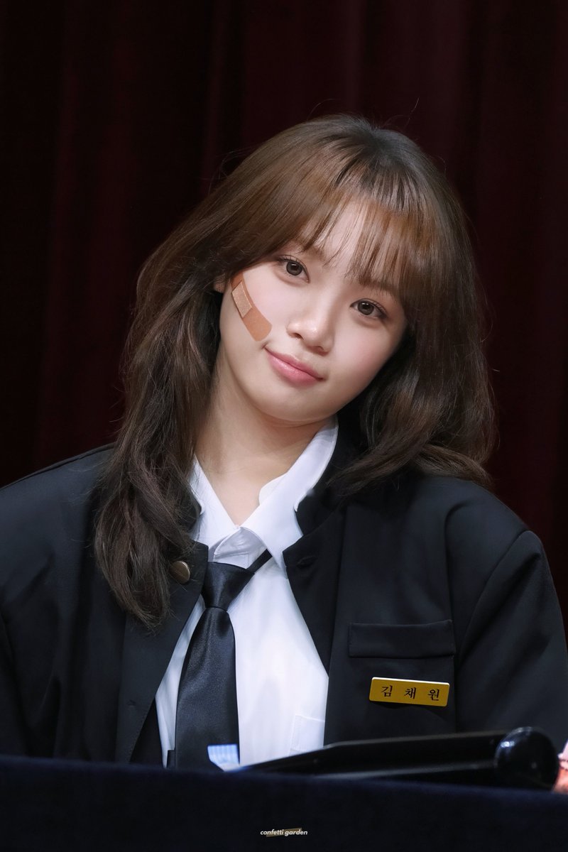 CGarden_0801's tweet photo. 260704

👔

#김채원 #CHAEWON 
#르세라핌 #LE_SSERAFIM https://t.co/dA0S83PHXk