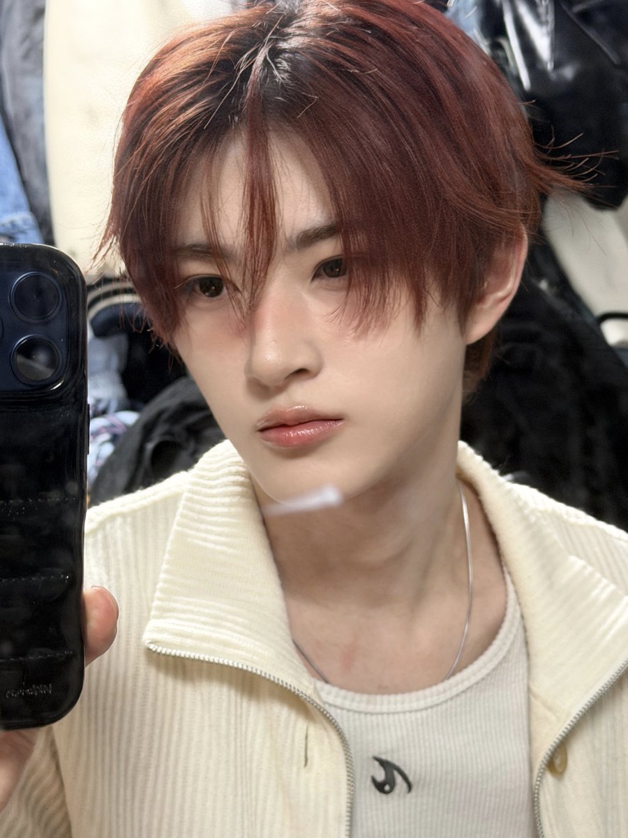 XODIAC_MEMBERS's tweet photo. [#리오] 

😎

#XODIAC #소디엑 #LEO #리오 https://t.co/Byup8Eq60k