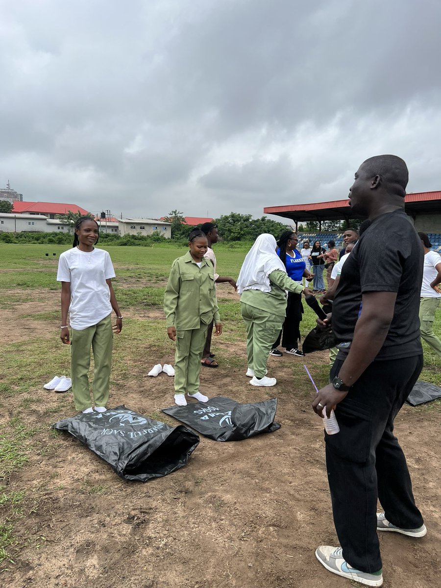 Bitoshiafrica's tweet photo. Sack race 🎽 https://t.co/5nl8wS4xxJ