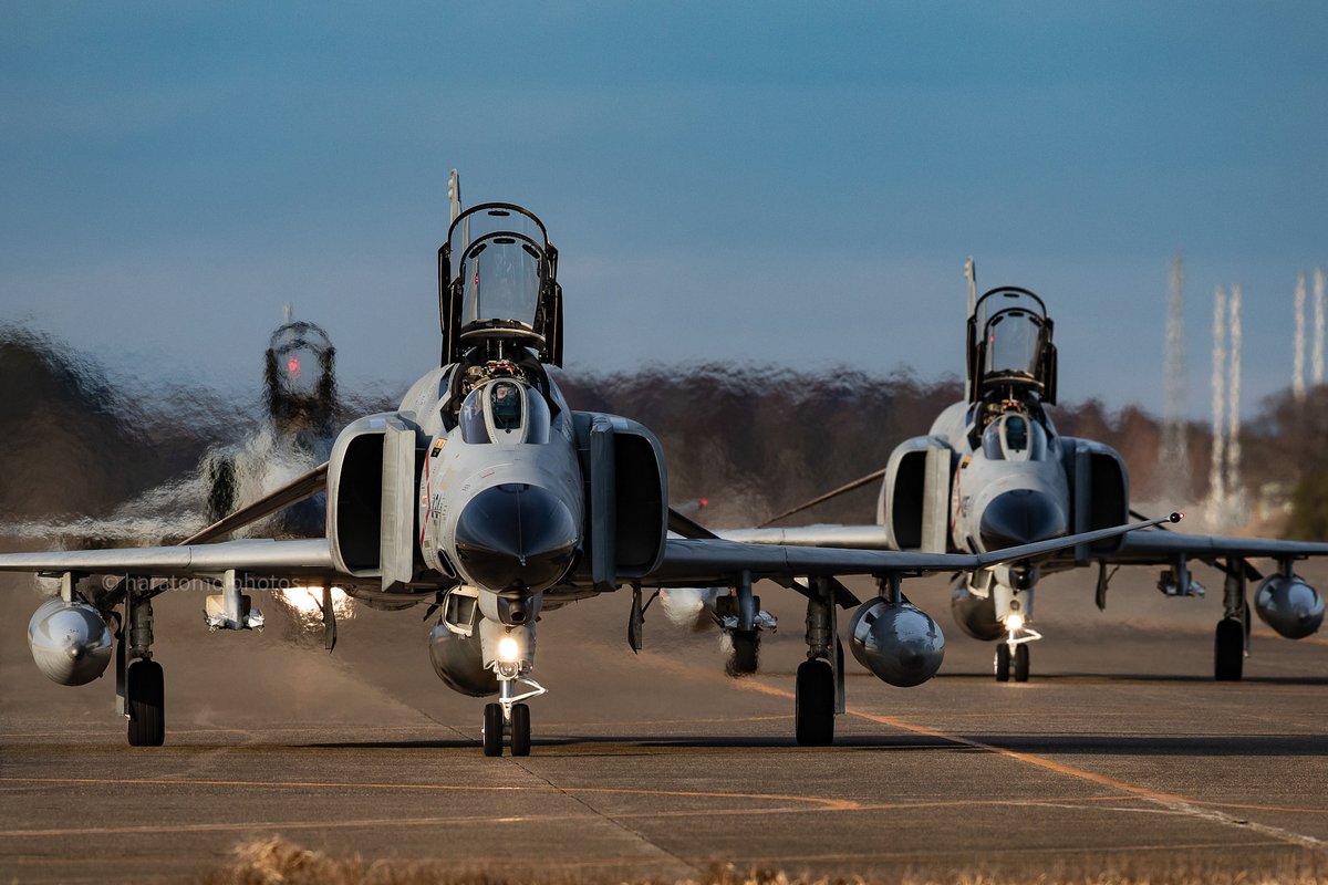haratomo's tweet photo. Phantom Friday! https://t.co/X5u89EdDKr