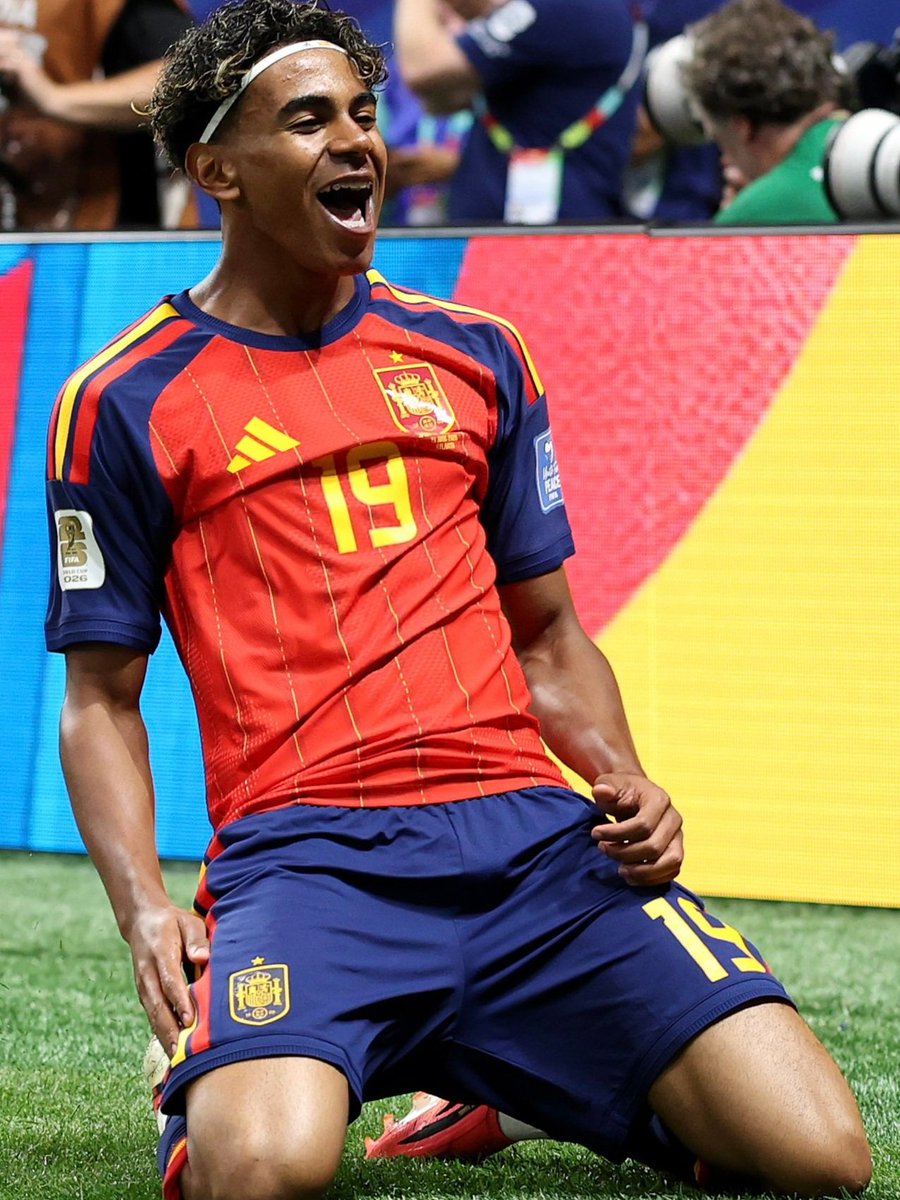 OKHASEME1's tweet photo. SPAIN vs BELGIUM,: SPAIN WALL MEET BELGIUM AGGRESSIVE ATTACK 

Luis de la Fuente(Spain coach,)
 
"You can't give these kinds of brilliant footballers any leeway... We'll see who has more power in this fight; I believe we'll control all these situations."

Spain and Belgium meet tonight  but Spain holds the upper hand, remaining undefeated against Belgium in their last 11 meetings. Their last major competitive clash was the 1990 World Cup group stage, which Spain won 2-1.

 Spain is on a 35-match unbeaten streak and tonight victory will set a new  record for consecutive games without a loss.Spain enters this match with six consecutive clean sheets at this tournament, a record-breaking defensive performance.Belgium has been aggressive in attack, averaging over 21 shots per game,

PLAYERS TO WATCH OUT FOR

Lamine Yamal (Spain):
 He completed 17 dribbles, putting him in company for players of his age at a World Cup.

 Romelu Lukaku (Belgium): Lukaku has scored in each of Belgium's last three World Cup matches, all coming off the bench.

This is  the most tactical game of the quarterfinals.Spain’s defense has been hard to break down but Belgium’s attacking style can it breakdown.
 If Belgium scores early, it could force Spain out of their possession-based football. Spain's remain favorites to reach the semifinals.