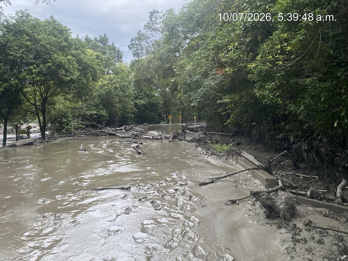 Luisedm010280's tweet photo. @NoticiasCaracol @UNGRD @NoticiasRCN @NT24co @lafm @BluRadioCo @CNNEE Puente lopeño via la cabuya ruta de los libertadores https://t.co/GIVbgqJkpi