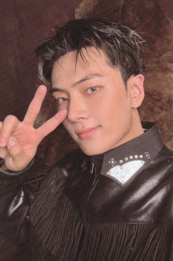 fkr_rock's tweet photo. [SCAN] ENHYPEN Complete Edition : The Cosmic #JAY #제이 

🔗 https://t.co/HZnCUYwSns https://t.co/AeYsykyjOM