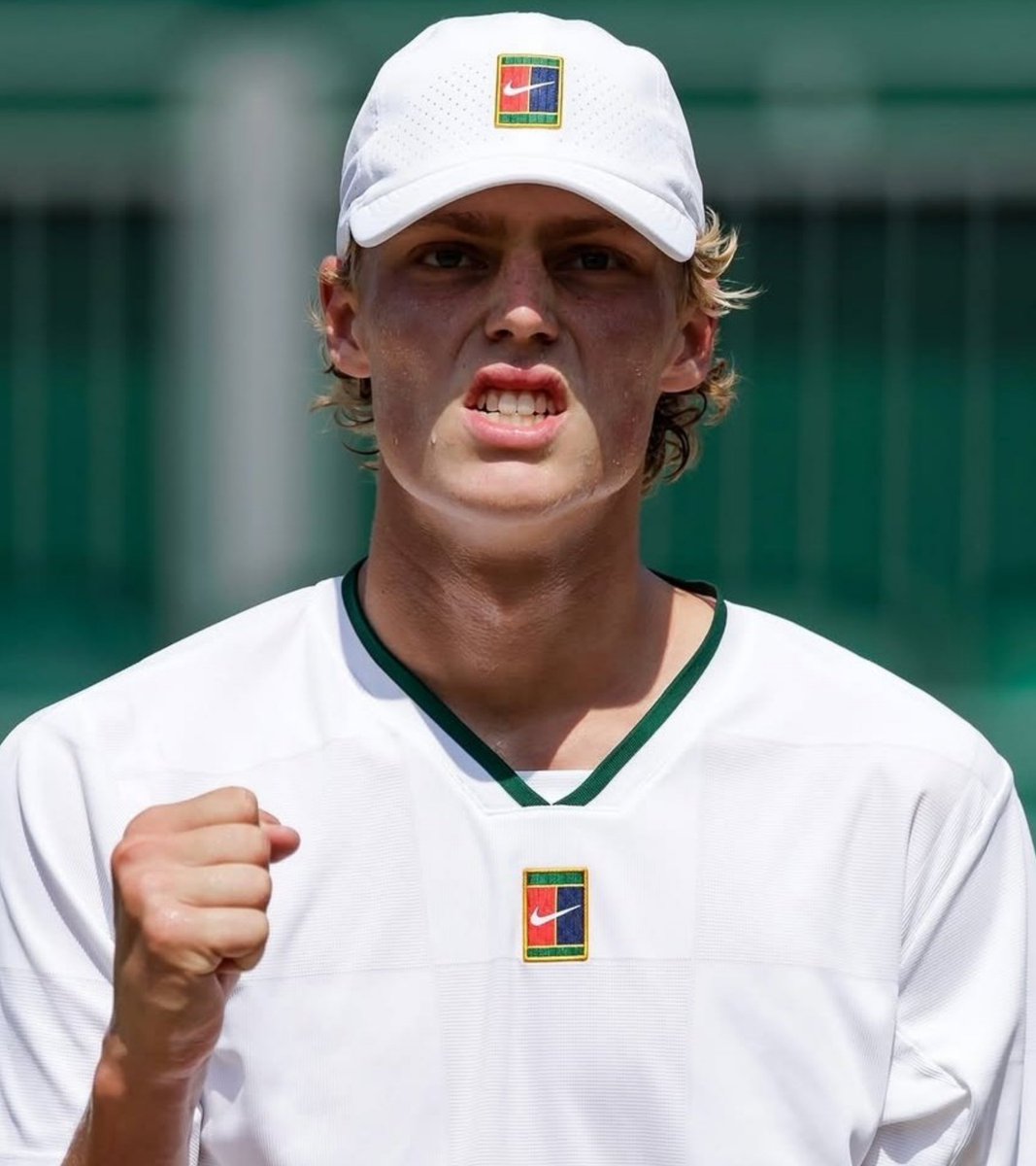 BastienFachan's tweet photo. Lleyton Hewitt, Wimbledon 1999 | 18 years old

Cruz Hewitt, Wimbledon 2026 | 17 years old https://t.co/F4mdCfHQQX