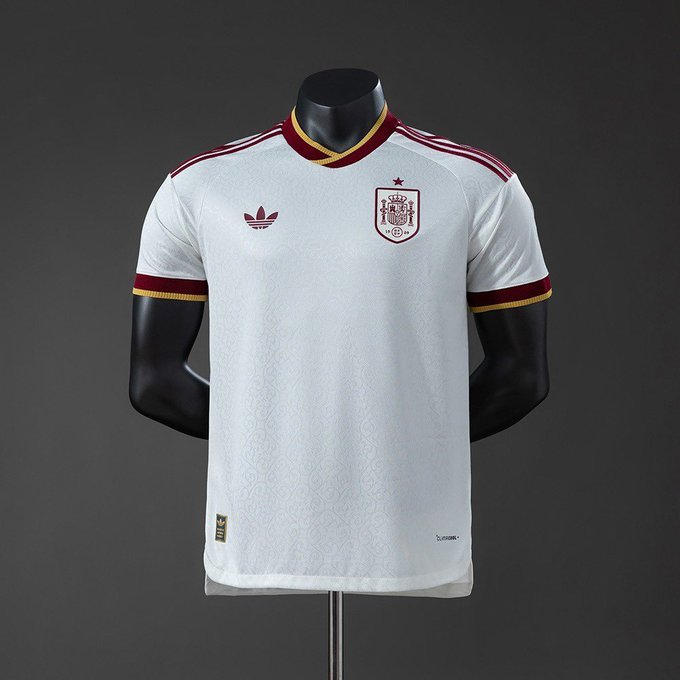 10InfoBlaugrana's tweet photo. Sorteamos una camiseta de España a elegir para el partidazo contra Bélgica

✅Para participar:  

Darle MG❤️ y RT🔁 al tweet 

Sigue a @17ct_info y  a @10InfoBlaugrana

Menciona a un amigo para aumentar tus probabilidades🫂 https://t.co/Qn4WEcVr6f