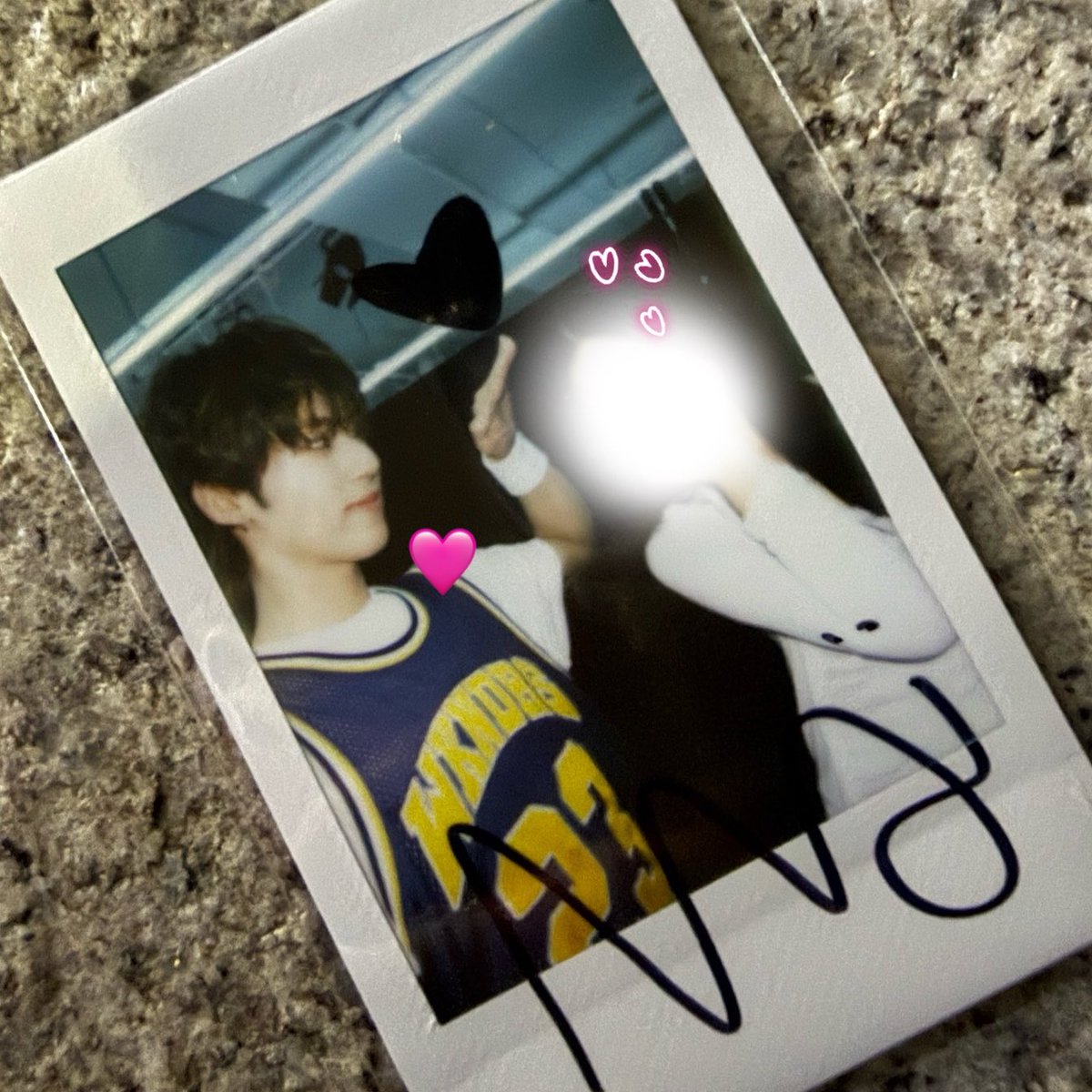 luv2yom2's tweet photo. #재일 오늘부터 1일?🩷🩷🩷 https://t.co/1J3SCfREZU