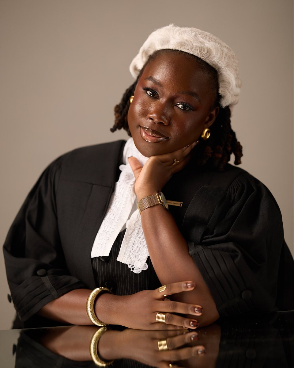 topesofly's tweet photo. T.G Oluwaleye Esq. 

It’s Esquire to you now!!🫵🏾🫵🏾 https://t.co/N4OtXnXv09