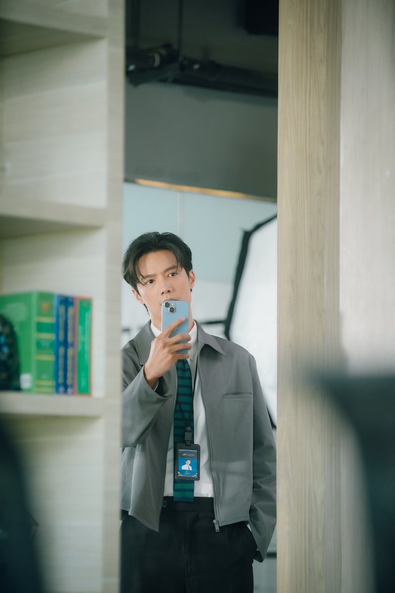 LingOrmCH3's tweet photo. อรรถซาแซงมาก เขาแค่สอนงานกันเฉย ๆ ปะ ถ่���ยอัลไล 😌

LINGORM ILF EP4
#วาดฝันวันวิวาห์EP4 https://t.co/QP9cpKpoe2