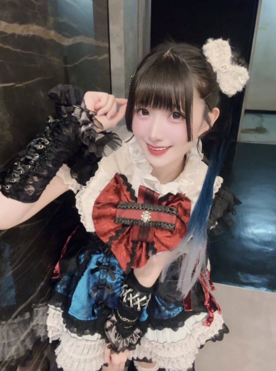 DKSI_hitsugi's tweet photo. 君の夏もらっていい？🍨🩵 https://t.co/IcjmfZ38aM