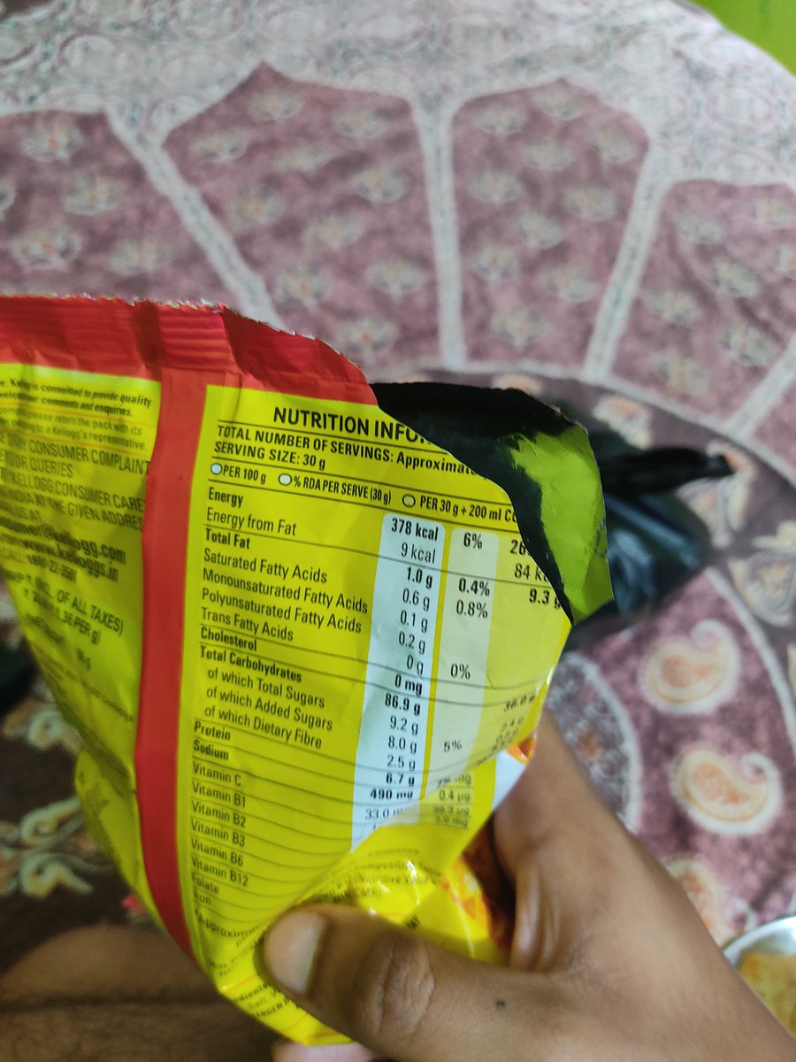 Udibaba17's tweet photo. See, How flipkart harrasses it's customers, Received an opened item still no getting my refund ! Been 2 days now! What should I do now?? 

Never buying from Flipkart again and you should also not buy! 
 @flipkartsupport @flipkartsupport @binnybansal @_kalyan_ #trending https://t.co/AubV1XtlGB