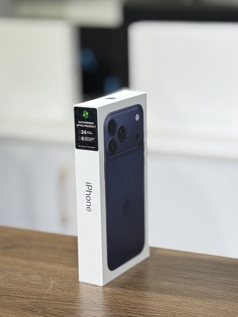 Ricky_customs's tweet photo. Just Unboxed Deep Blue Greatness at our Local store.
iPhone 17 Pro Max

Shop and Save ✅️
2 Year Warranty✅️
Free Cover ✅️ https://t.co/xomSxNCpal