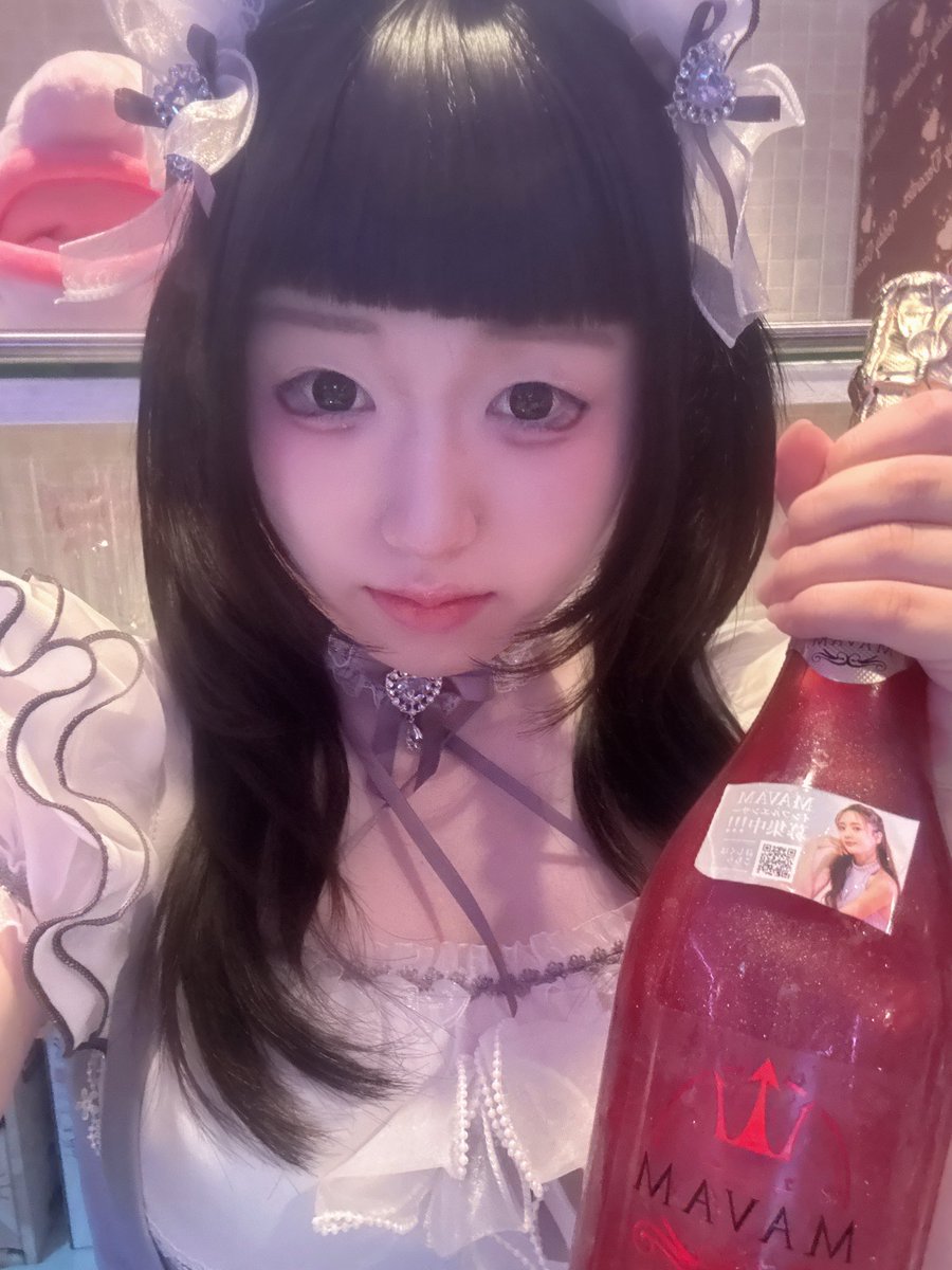 ぴのん tweet media
