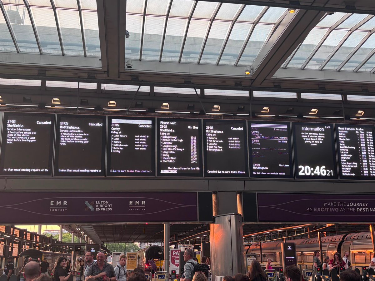 NeilDotObrien's tweet photo. The crisis on the Midland Mainline rolls on. Last night, a huge dangerous scrum at St Pancra &amp; loads of trains cancelled. The new trains are having loads of problems. People are making makeshift umbrellas because the aircon is pouring water. DFT saying nothing. Disgrace. https://t.co/B8FNuVtzh8