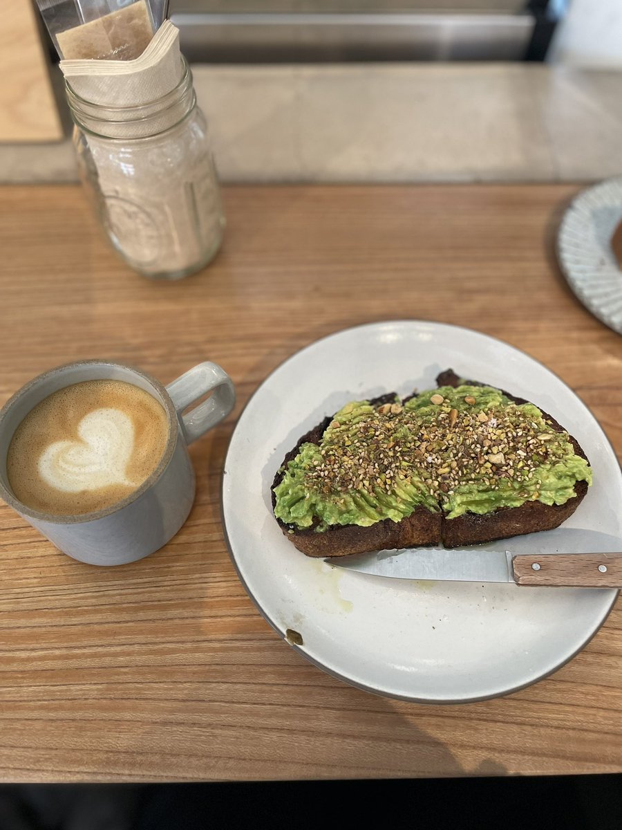 azzzzzzusa's tweet photo. 🫱ほいブクマ
・日本橋大伝馬町　CITAN🥗
・日本橋大伝馬町　FORME🥯
・日本橋大伝馬町　オルソー(台湾朝食)
・日本橋小舟町　Parklet🍞
・日本橋横山町　Goldenhood🍰
・日本橋横山町　Parlors🍩
・日本橋馬喰町　Bridge COFFEE🍨
・東日本橋　bouquet🥖
・東日本橋　Flapjack's Breakfast🥞
・日本橋本町　ベイロンコーヒー
・日本橋人形町　DIXANS☕️
・日本橋人形町　ユニゾンテイラー🥪
・日本橋浜町　koko hotel🍳
・日本橋浜町　SESSiON
・日本橋兜町　GREEN HOUSE COFFEE
・日本橋茅場町　Bakery bank
・日本橋室町　はまの屋パーラー
・日本橋室町　マンダリン
・日本橋室町　日本橋浅田(和食)
・日本橋堀留町　PASSAGE
あとよくある感じでDEAN＆DELUCA、PEAK S PEAK、SiKiTO、GOOD COFFEE FARMS、BOUL'ANGE