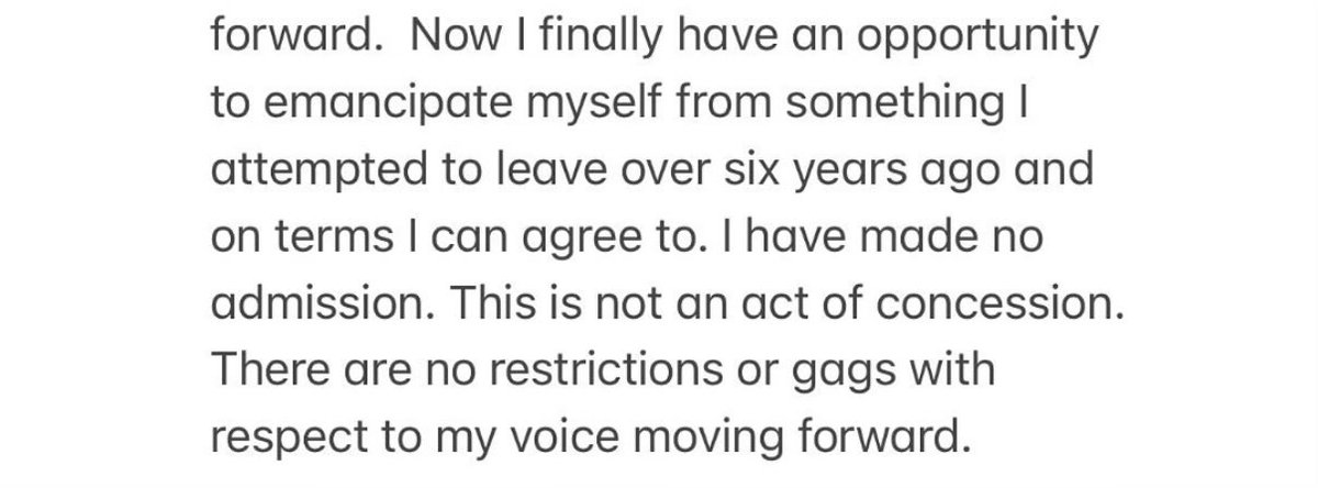 MisogynyCope's tweet photo. Before anyone starts jawing about how J*hnny needs to sue her - 

they agreed in the settlement that Amber didn’t lie with malice and has made no admission of guilt, they cannot sue each other, and she is under no gag order. She’s free to speak. Finally. https://t.co/0m1orwnK6B