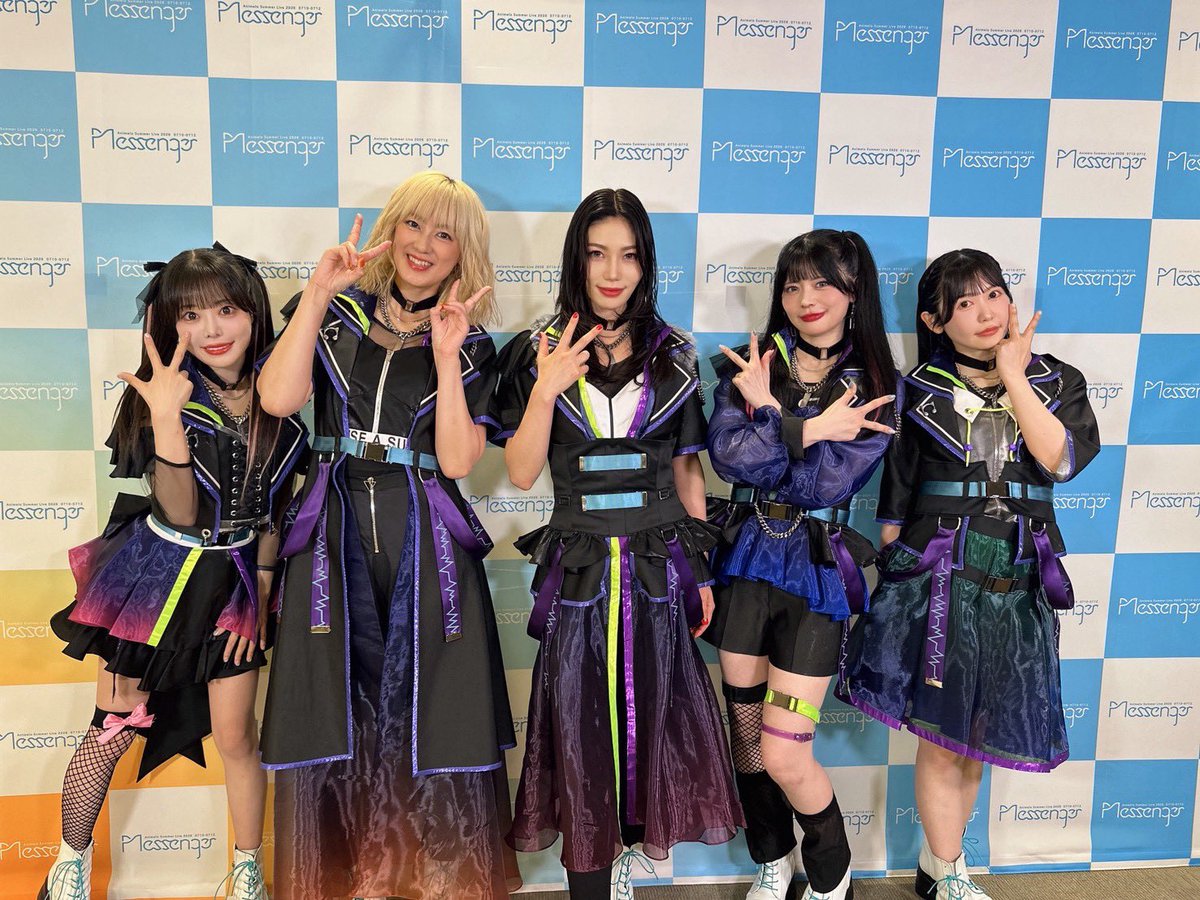 Lay0113's tweet photo. “Animelo Summer Live 2026 -Messenger-”

まさか自分が乗る日が来るなんて…！ 一生乗らないと思っていた初のトロッコから始まるRASターン！🎧
そして、円形ステージの様な演出！！

みんなの声がしっかり届きました。 今日も生きるパワーをたくさんもらいました。
こうしてステージに立てることも、 みんなと同じ時間を過ごせることも、 決して当たり前じゃない。
感謝の気持ちでいっぱいです！！

特別で、最高に楽しい時間を 本当にありがとうございました✨
We are… RAISE A SUILEN!!!!!🎧
#アニサマ #RAS #バンドリ #感謝